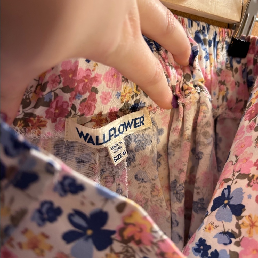 Wallflower Floral Skirt - Picture 6 of 7